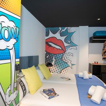 فندق Casual Pop Art بينايدورم المظهر الخارجي الصورة